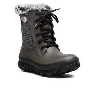 BOGS $185 Women's Arcata Plaid Cement Multi Sz 9 NIB!